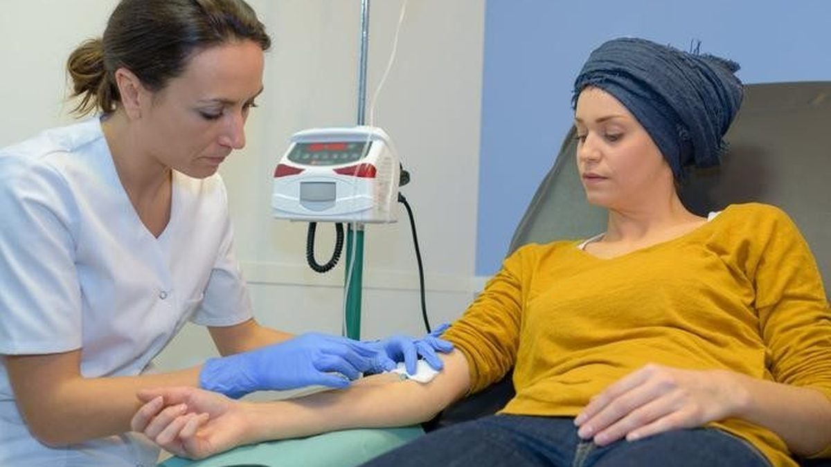 Effets secondaires de la chimiothérapie à Casablanca par Dr Rita Bentahila, oncologue radiothérapeute